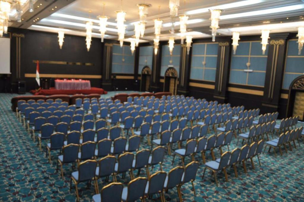 Basra International Hotel Esterno foto