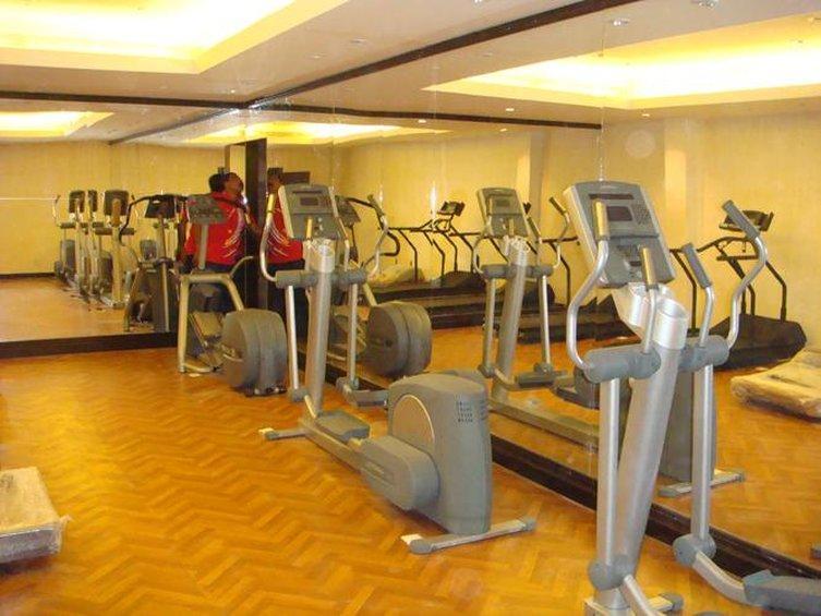 Basra International Hotel Esterno foto