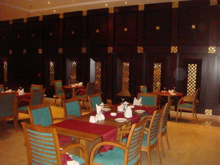 Basra International Hotel Esterno foto