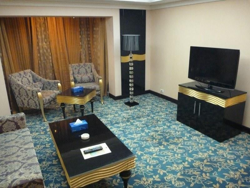 Basra International Hotel Esterno foto