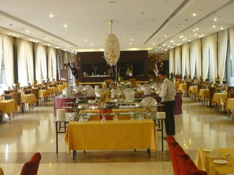 Basra International Hotel Esterno foto