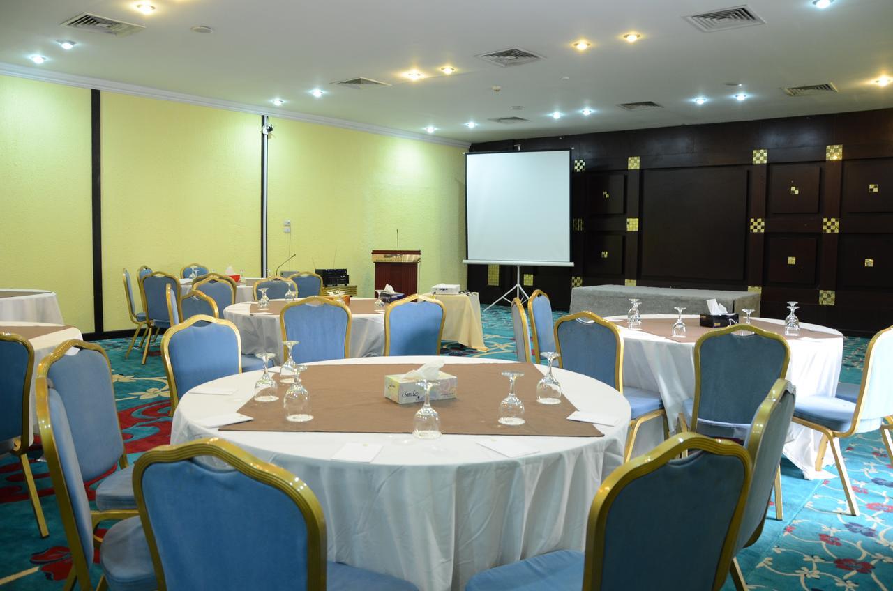 Basra International Hotel Esterno foto