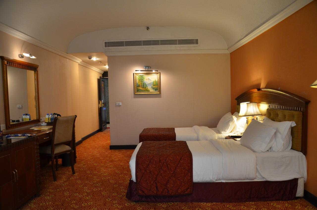Basra International Hotel Esterno foto