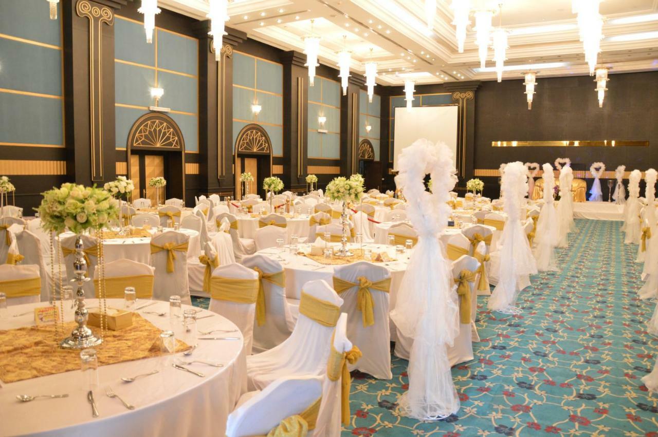 Basra International Hotel Esterno foto